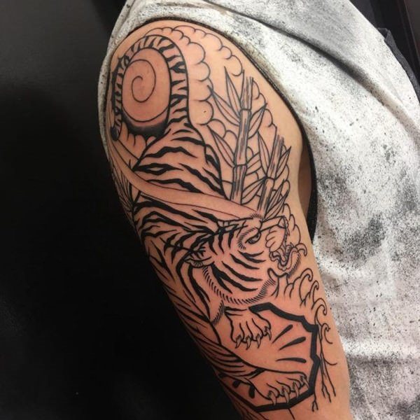 tatouage tiger 217