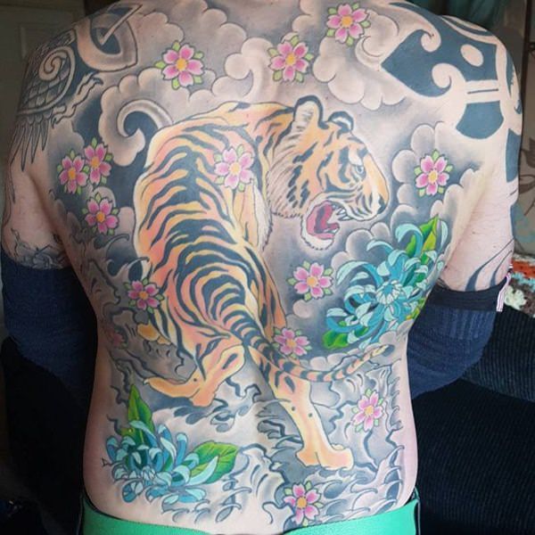 tatouage tiger 258
