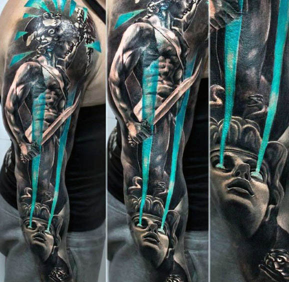tatouage meduse 15