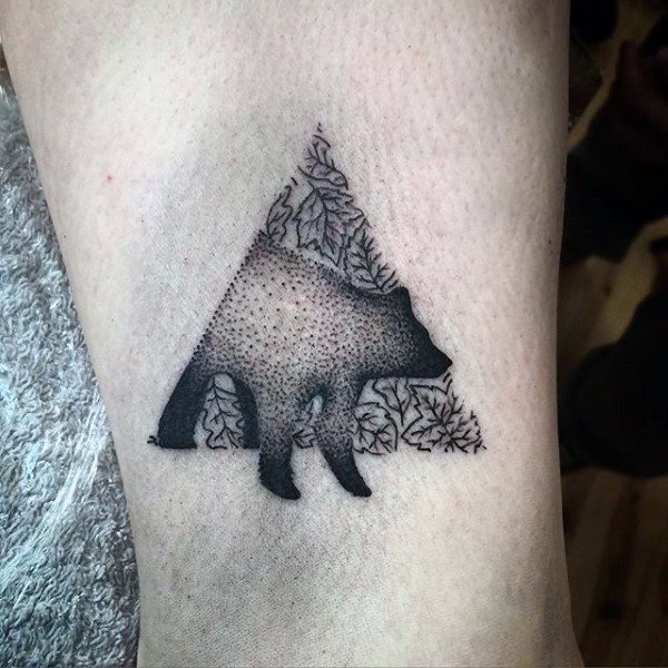 tatouage triangle 141
