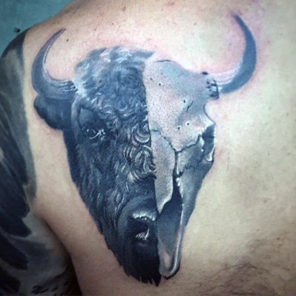 tatouage bison 33