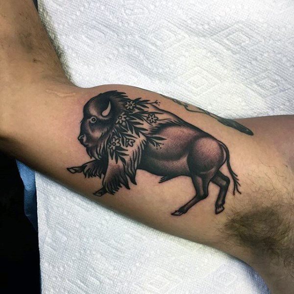 tatouage bison 61