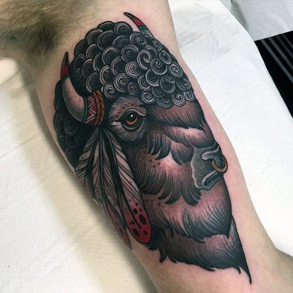 tatouage bison 85