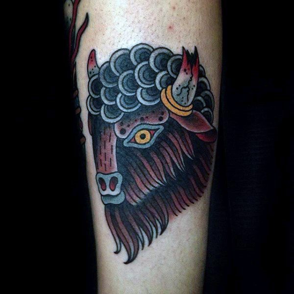 tatouage bison 89