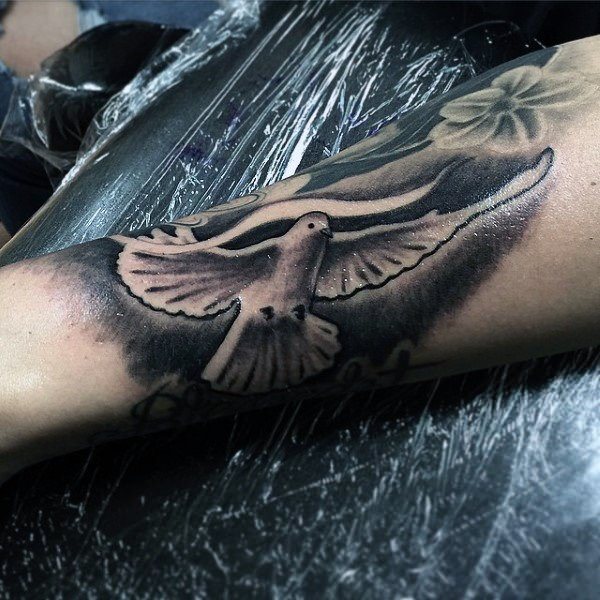 tatouage colombe 134