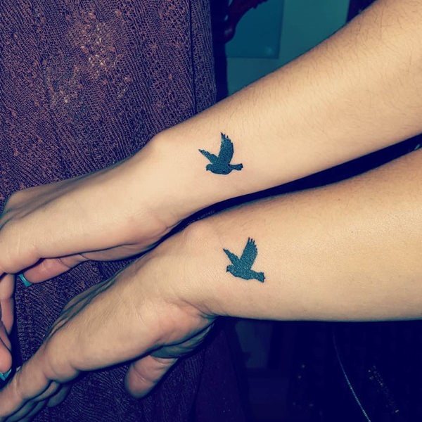 tatouage colombe 136