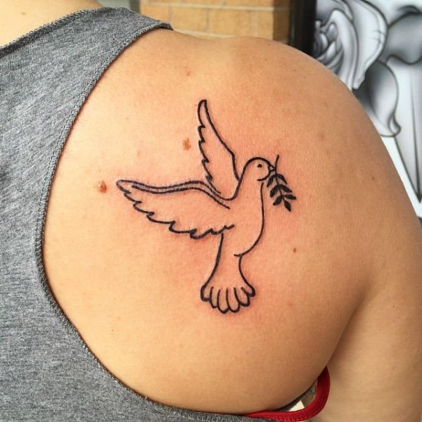 tatouage colombe 178