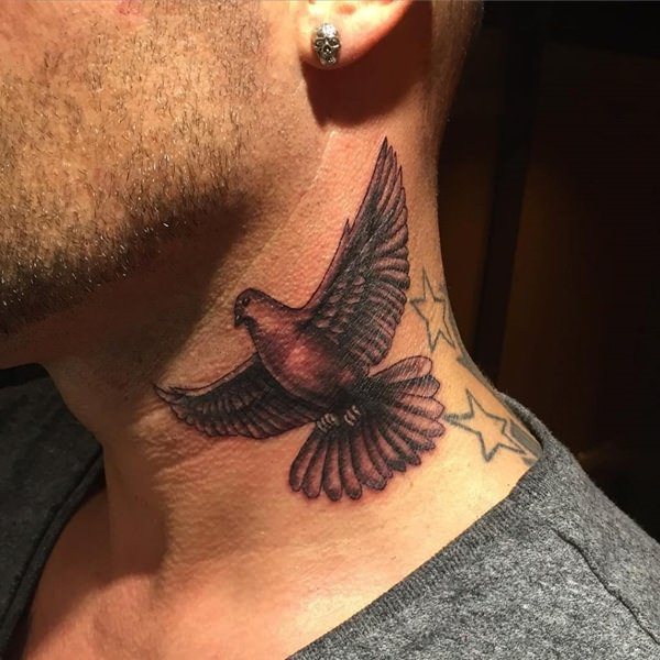 tatouage colombe 94