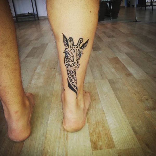 tatouage girafe 146