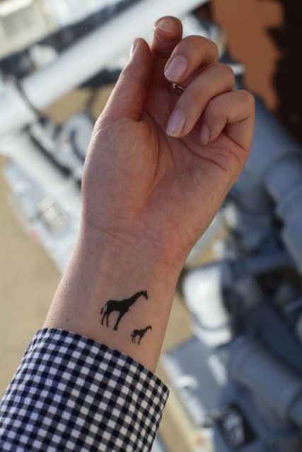 tatouage girafe 332