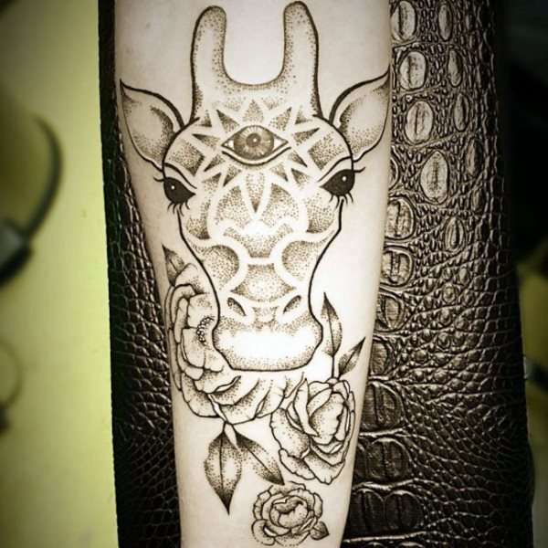 tatouage girafe 88