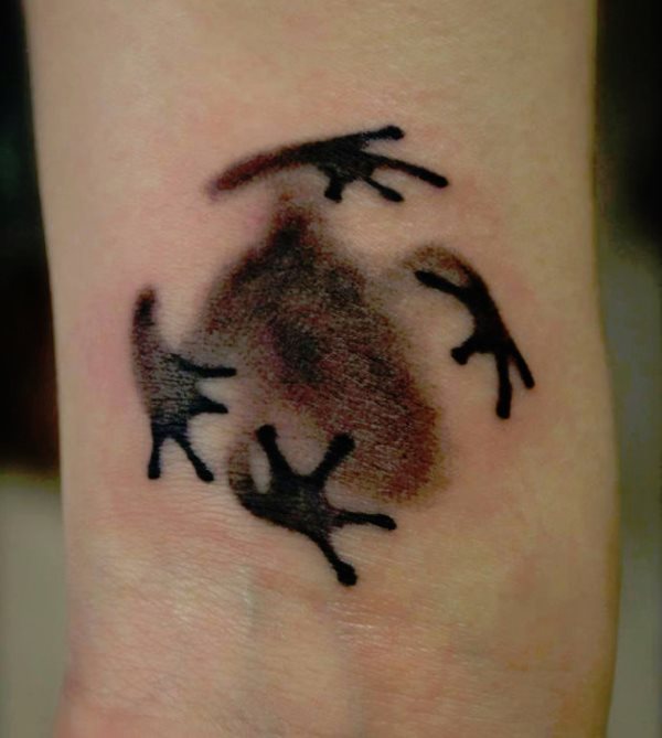 tatouage grenouille 104