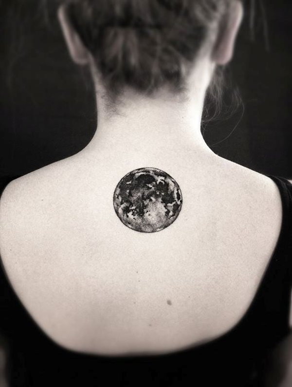 tatouage lune 191