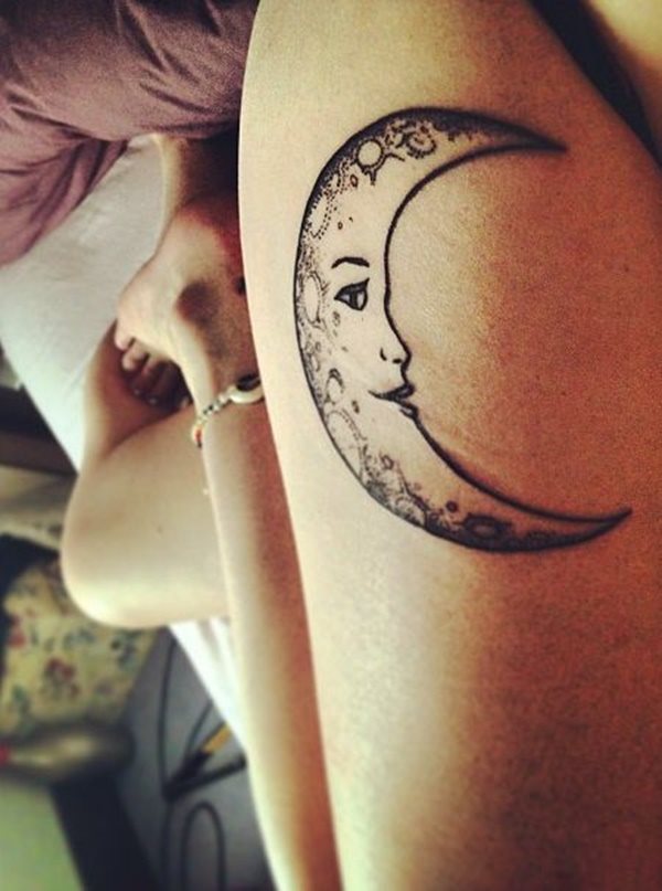 tatouage lune 311