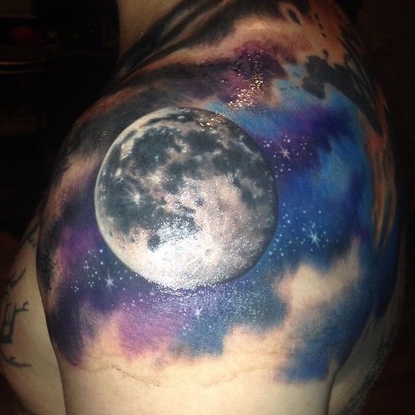 tatouage lune 463