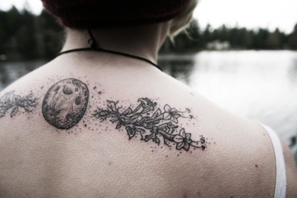tatouage lune 505