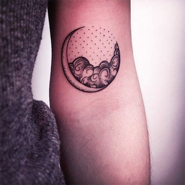 tatouage lune 507