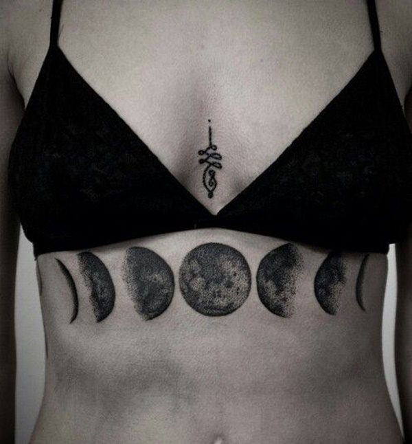 tatouage lune 515