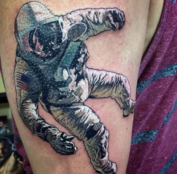 tatouage astronaute astronomie 193