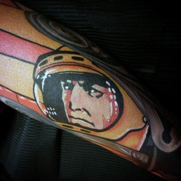 tatouage astronaute astronomie 25