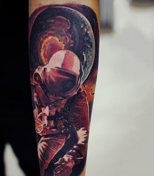 tatouage astronaute astronomie 257