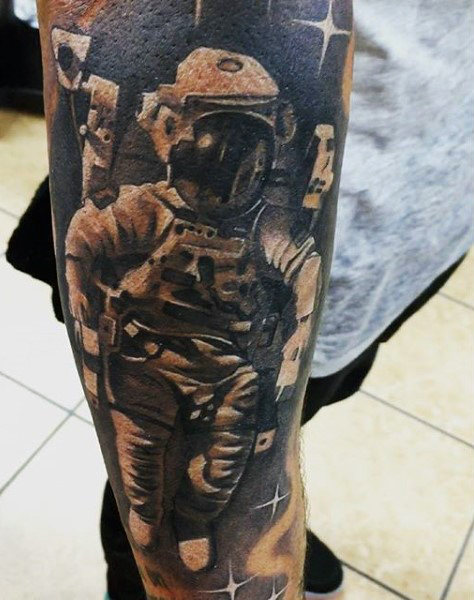 tatouage astronaute astronomie 301