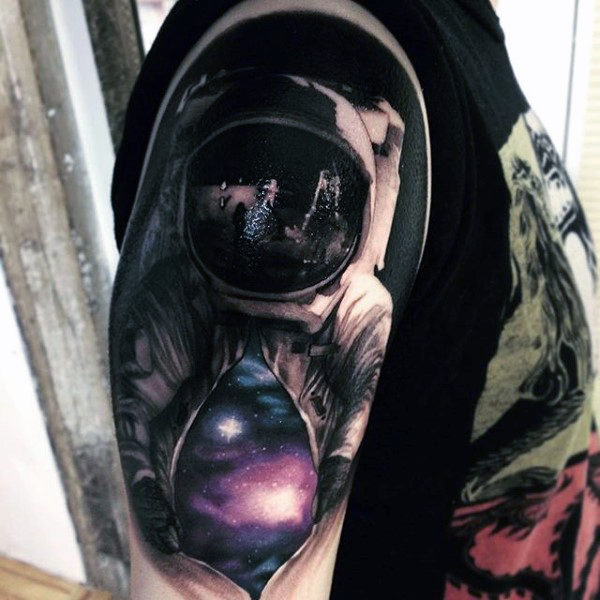 tatouage astronaute astronomie 361