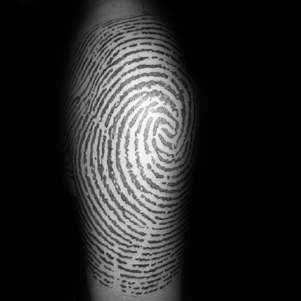tatouage empreinte digitale 11