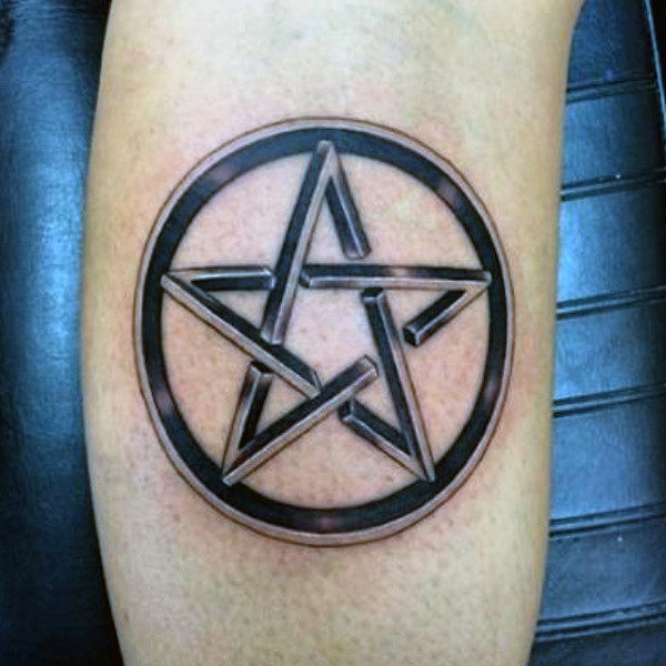tatouage etoile pentagramme 49