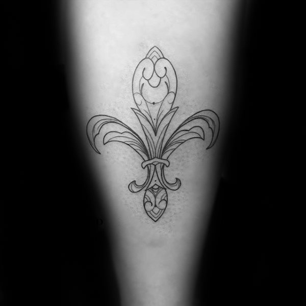 tatouage fleur de lys 113