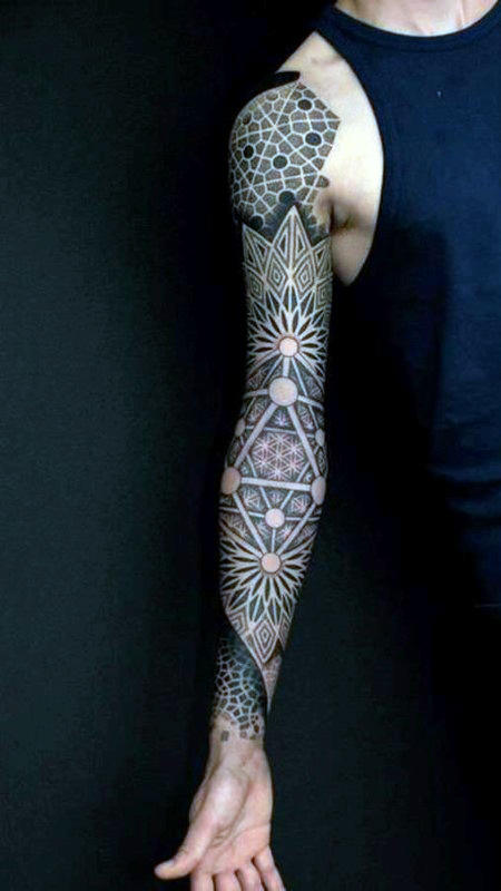 tatouage geometrie sacree 161