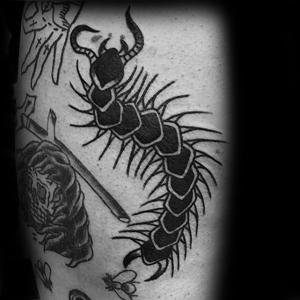 tatouage mille pattes 76