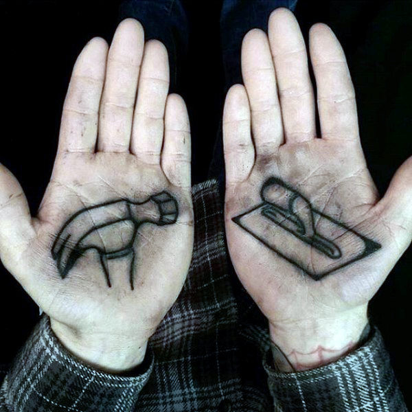 tatouage paume de la main 148