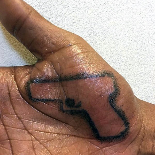 tatouage paume de la main 28