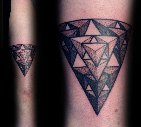 tatouage triforce 13
