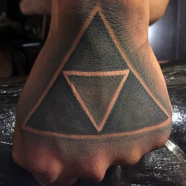 tatouage triforce 33