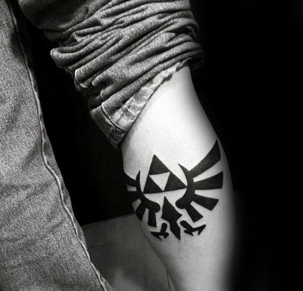 tatouage triforce 41