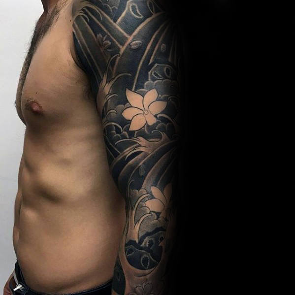 tatouage vagues japonaises 11