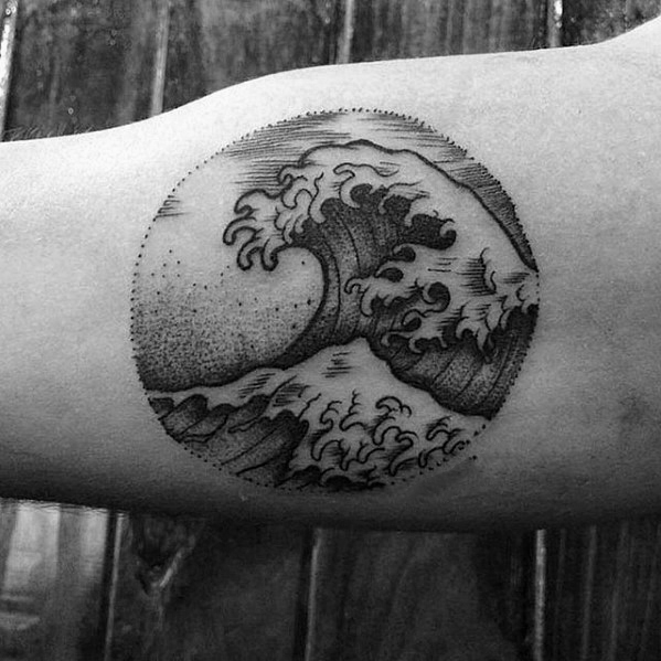 tatouage vagues japonaises 97