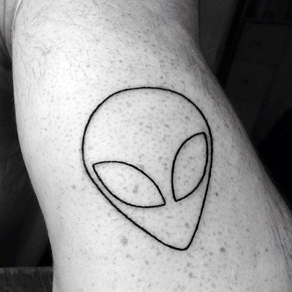 tatouage alien 31