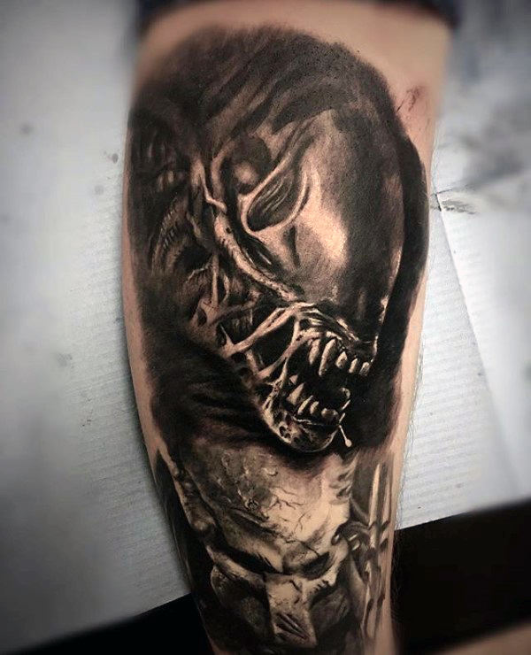 tatouage alien 79