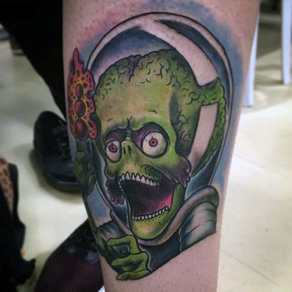 tatouage alien 85