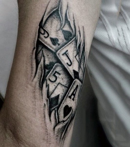 tatouage as de pique 245