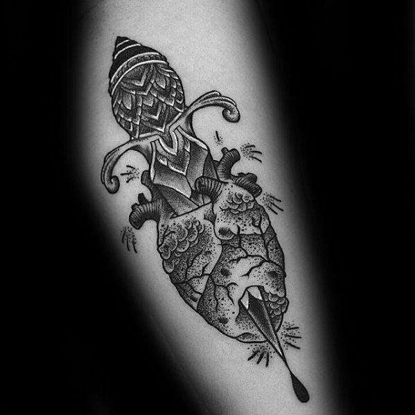 tatouage coeur brise 02