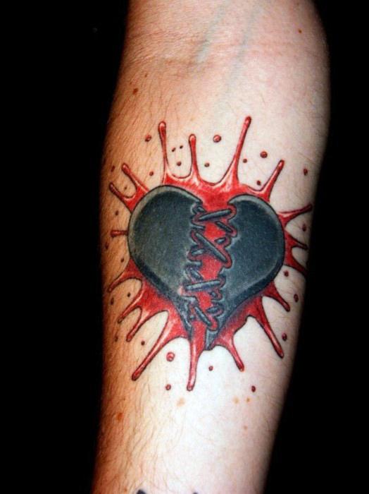 tatouage coeur brise 42