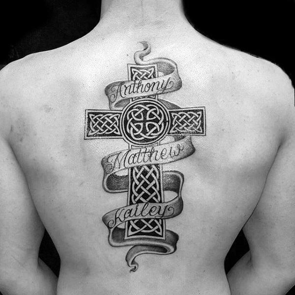 tatouage croix celtique 157