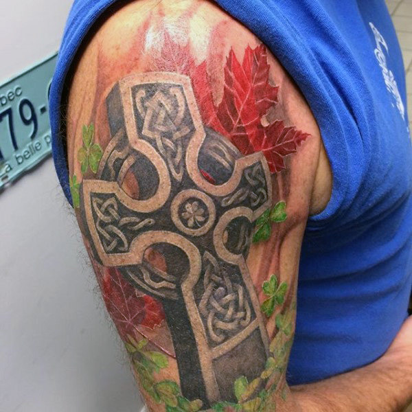 tatouage croix celtique 209