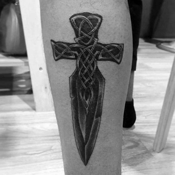 tatouage croix celtique 233