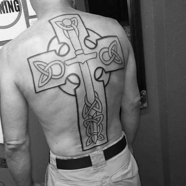 tatouage croix celtique 237