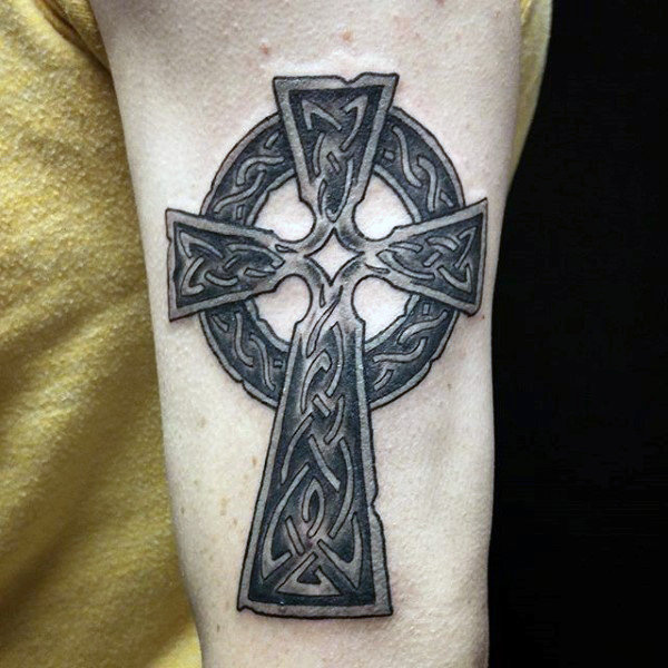 tatouage croix celtique 265